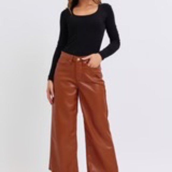 Judy Blue High Waist Tummy Control Camel Faux Leather Wide Leg Crop - 9/29 - NWT - Picture 6 of 6